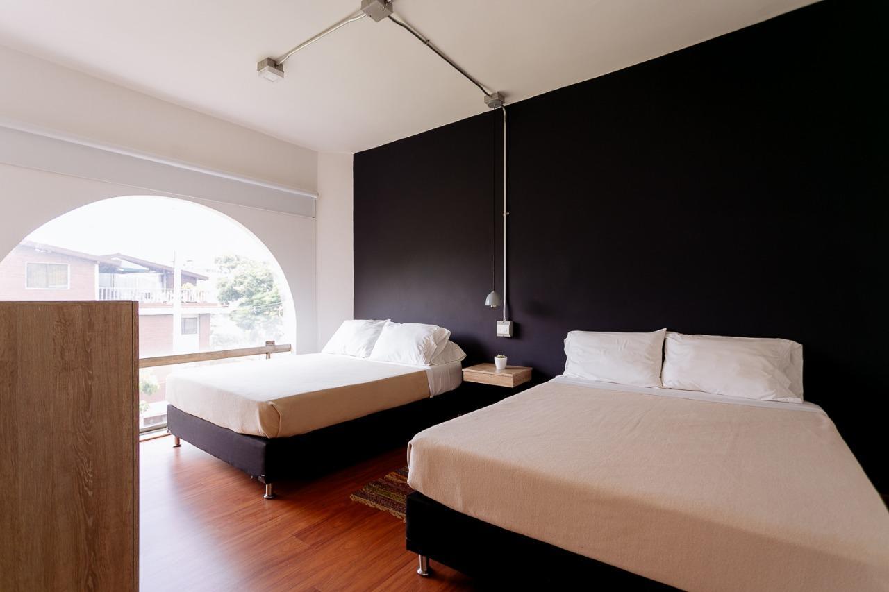 Two Br Apartment Lleras Medellín Extérieur photo